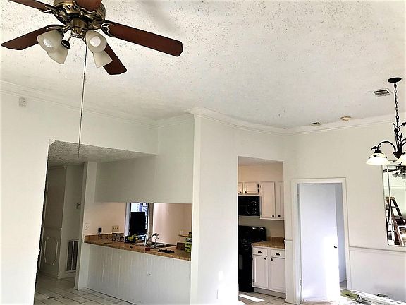 3rd image of 22603 Powell House Ln