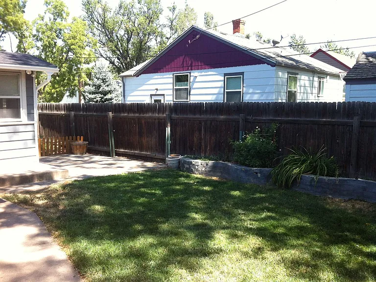 1726 11th St — Photo 37