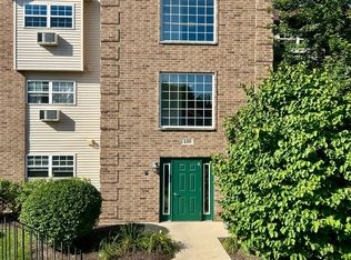 430 Cunat Blvd APT 3D, Richmond, IL 60071