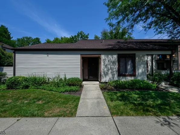 1L Twin Rivers Dr #L, East Windsor Twp., NJ 08520