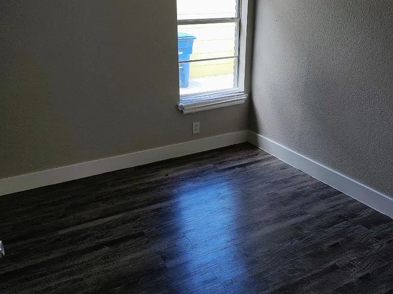 5322 Bonham St — Photo 8