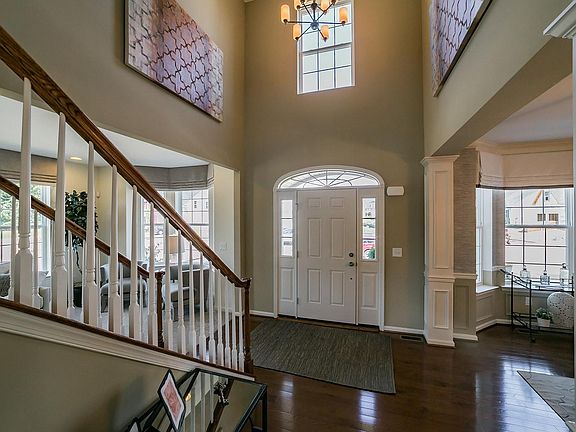 Foyer Front Door - 1090 Westminster Drive