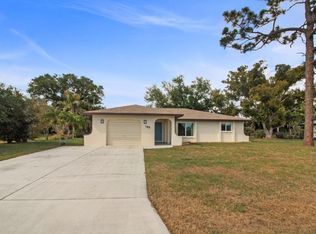 145 Hourglass Dr, Venice, FL 34293