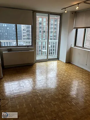 Rented by Metropolitan Property Group | media 16