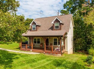 8719 Pleasant Hill Rd, Knoxville, TN 37924