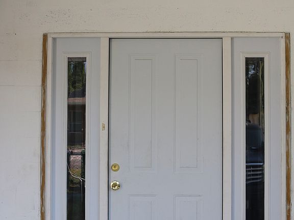 2nd image of 3419 E Henry Ave