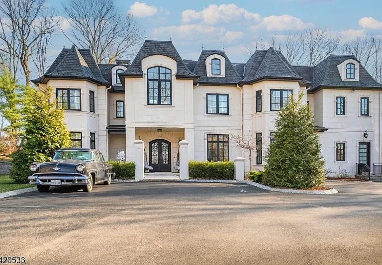 6 Deer Trail Rd — Photo 1