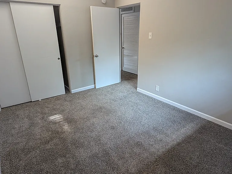 7415 Olive Blvd #A — Photo 9
