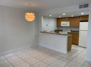 45XX SW 68th Court Cir #4, Miami, FL 33155