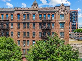 35 Crown Street, Brooklyn, NY 11225