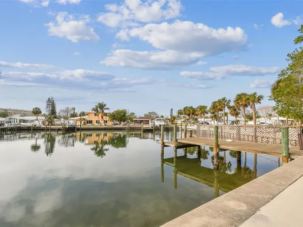 370 59th Ave, Saint Pete Beach, FL 33706