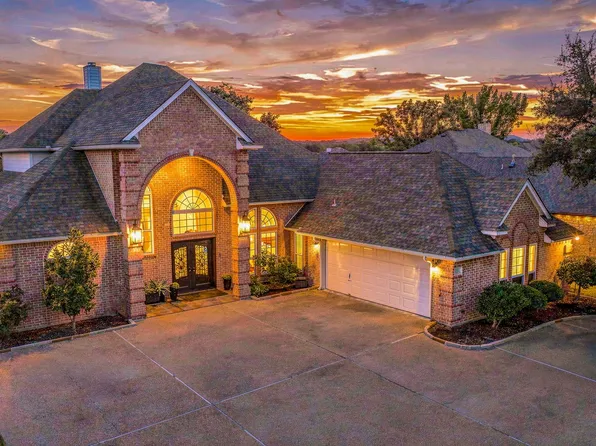 1211 Mallard Way, Granbury, TX 76048