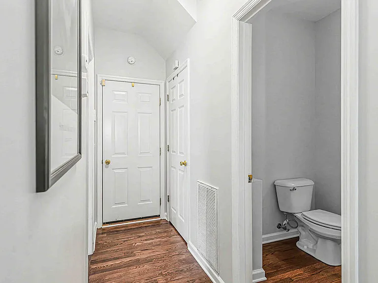 609 Riva Ridge Rd — Photo 17