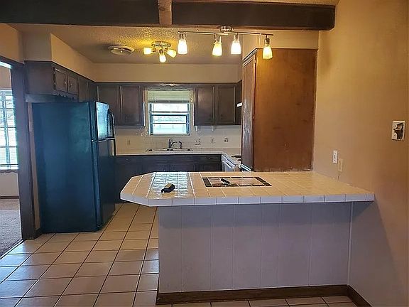 4th image of 935 Bacacita Farms Rd