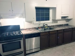 11 Rosecroft Dr, Greece, NY 14616