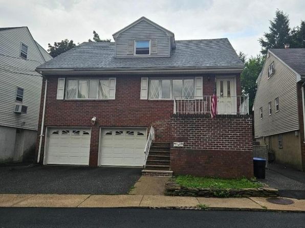 39 Elm Ave