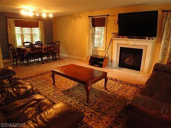 2nd image of 10365 Compton Dr