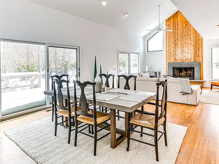 546 Wainscott Northwest Rd — Photo 10