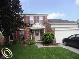 1st image of 290 Bedford Dr