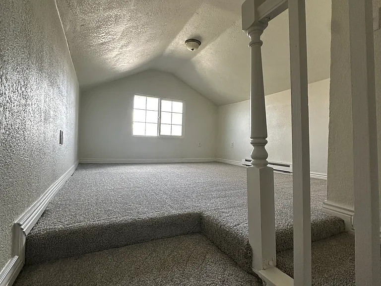 4747 S Acoma St — Photo 13