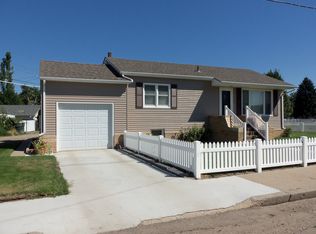 1501 N Meade Ave, Glendive, MT 59330