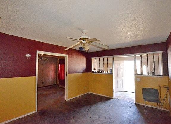 2nd image of 6818 Antler Ave