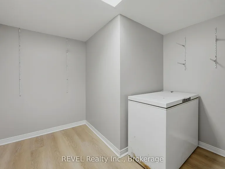 7962 Booth St — Photo 24