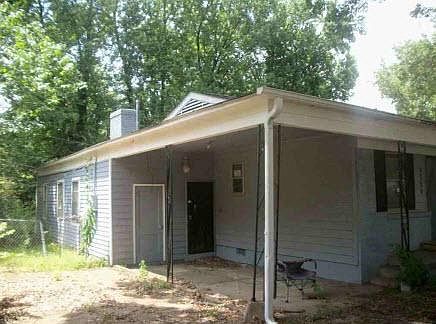 3rd image of 3229 McKell Dr