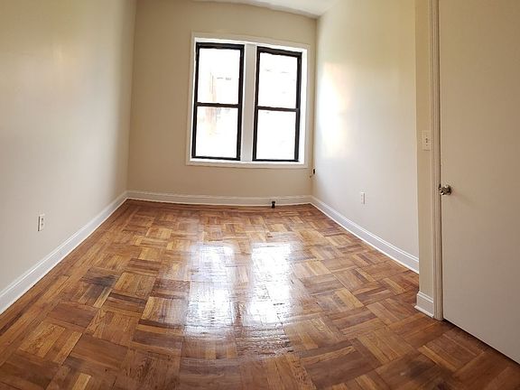 3rd image of 115 Ocean Ave #5B