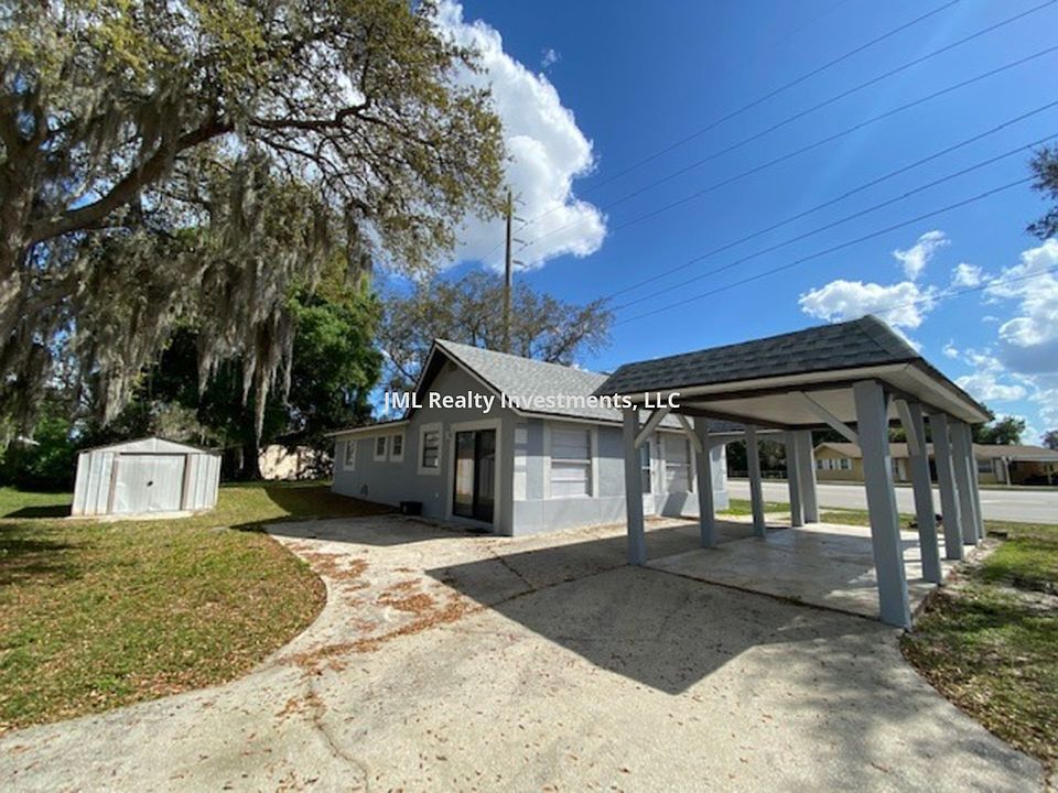 1st image of 1649 Saxon Blvd
