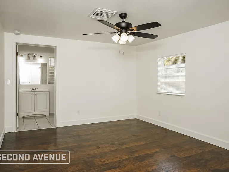 8617 Shumock Ave — Photo 9