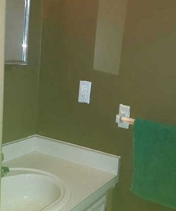 5th image of 1601-03 Johnson Ave