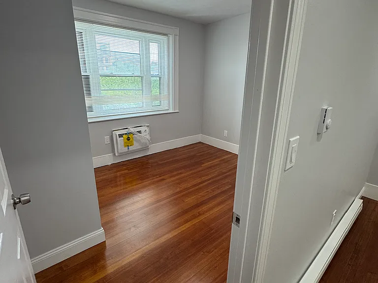 471 Commonwealth Ave #4 — Photo 3