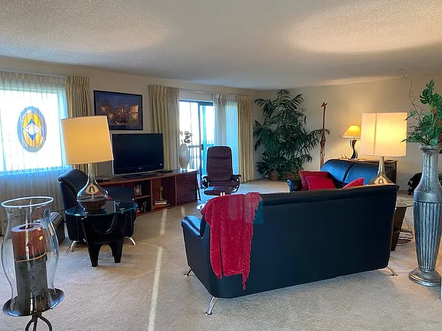 13661 E Marina Dr #602 — Photo 2