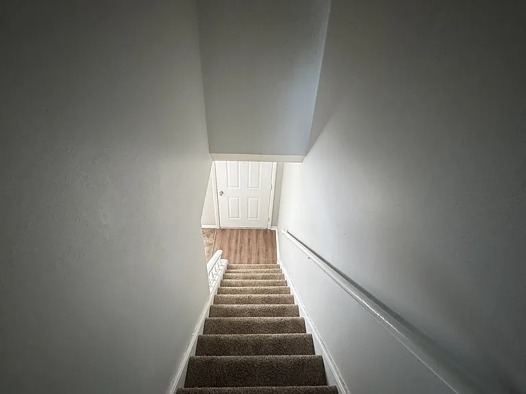 4030 N Catherwood Ave #1 — Photo 22