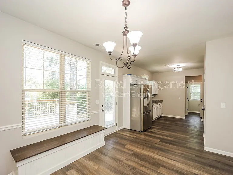 116 Slate Dr — Photo 4