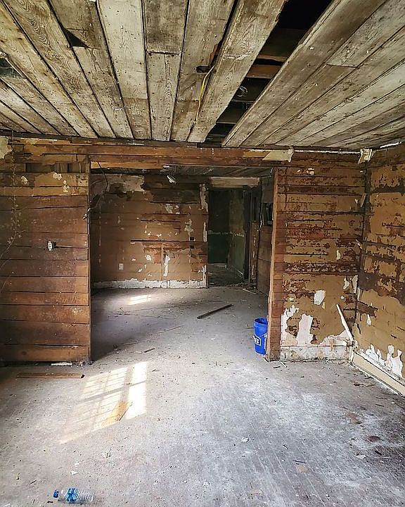 2nd image of 1215 27th St N