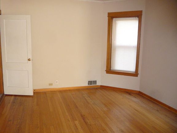 4th image of 3322 W Pensacola Ave