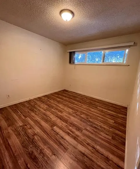 125 S L St #6 — Photo 10