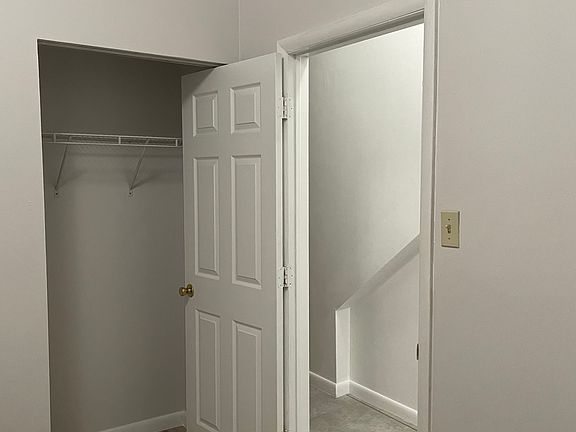 3rd image of 426 N 32nd St #1
