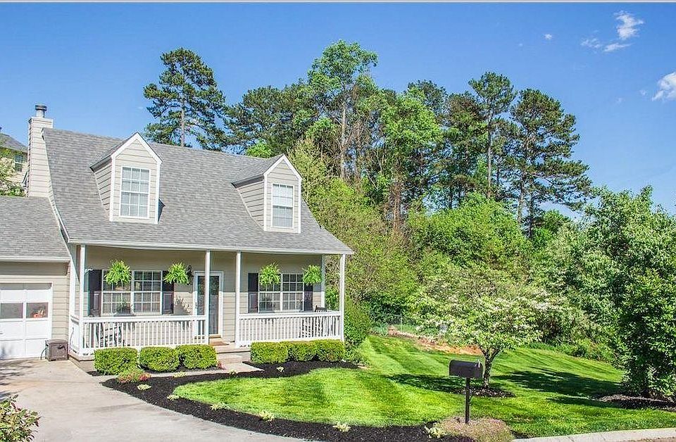1st image of 2520 Hammond Ln