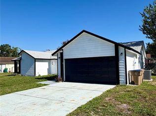 303 Silk Oak Dr, Kissimmee, FL 34743