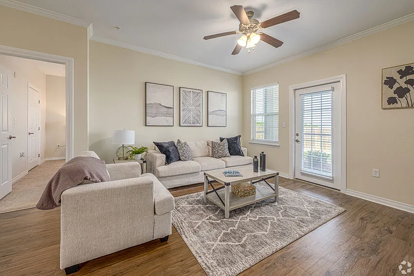 Belmere Luxury Apartments — Photo 4