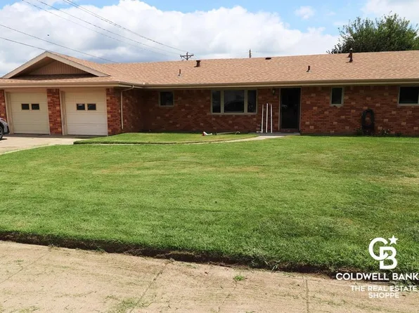 404 S Maxwell St, Ulysses, KS 67880