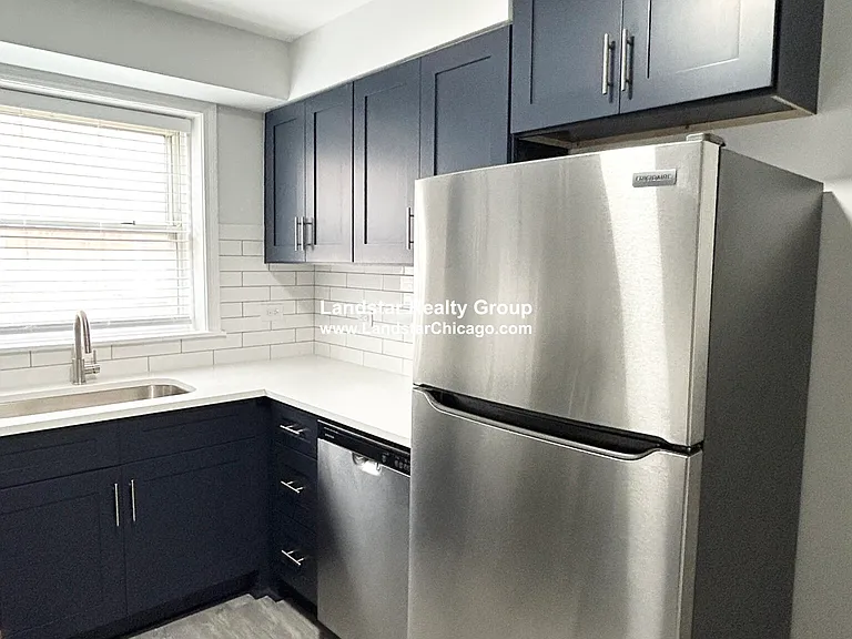 2727 W Berwyn Ave #3S — Photo 2