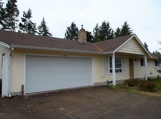 2382 20th St, Florence, OR 97439