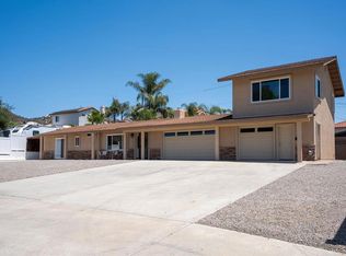 10704 El Nopal, Santee, CA 92071