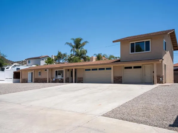 10704 El Nopal, Santee, CA 92071