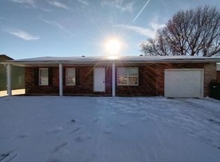 1516 Doris Ave, Cahokia, IL 62206