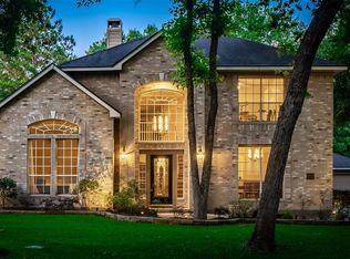 16 Wingspan Dr, Spring, TX 77381
